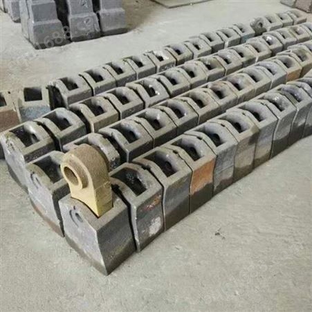 中州铸造件 供应各种型号石料粉碎机锤头 高锰钢锤头 厂家直供