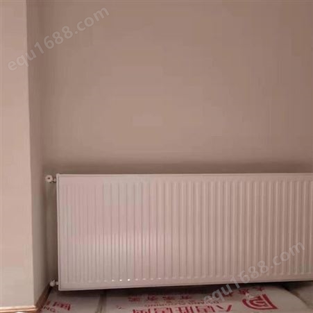 壁挂式暖气片 立式家用 钢制水暖散热器 集中供暖系统
