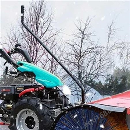 梅河口扫雪机 手推式汽油扫雪机 道路清雪设备 厂家万洁环保 大量现货